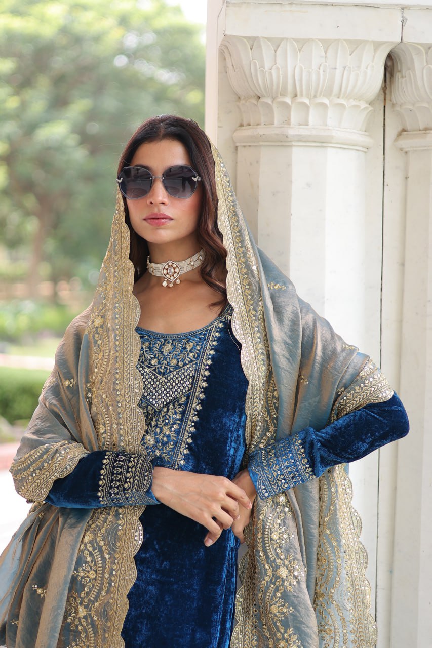 Bottle Green Sequins Embroidered Velvet Trouser Kameez