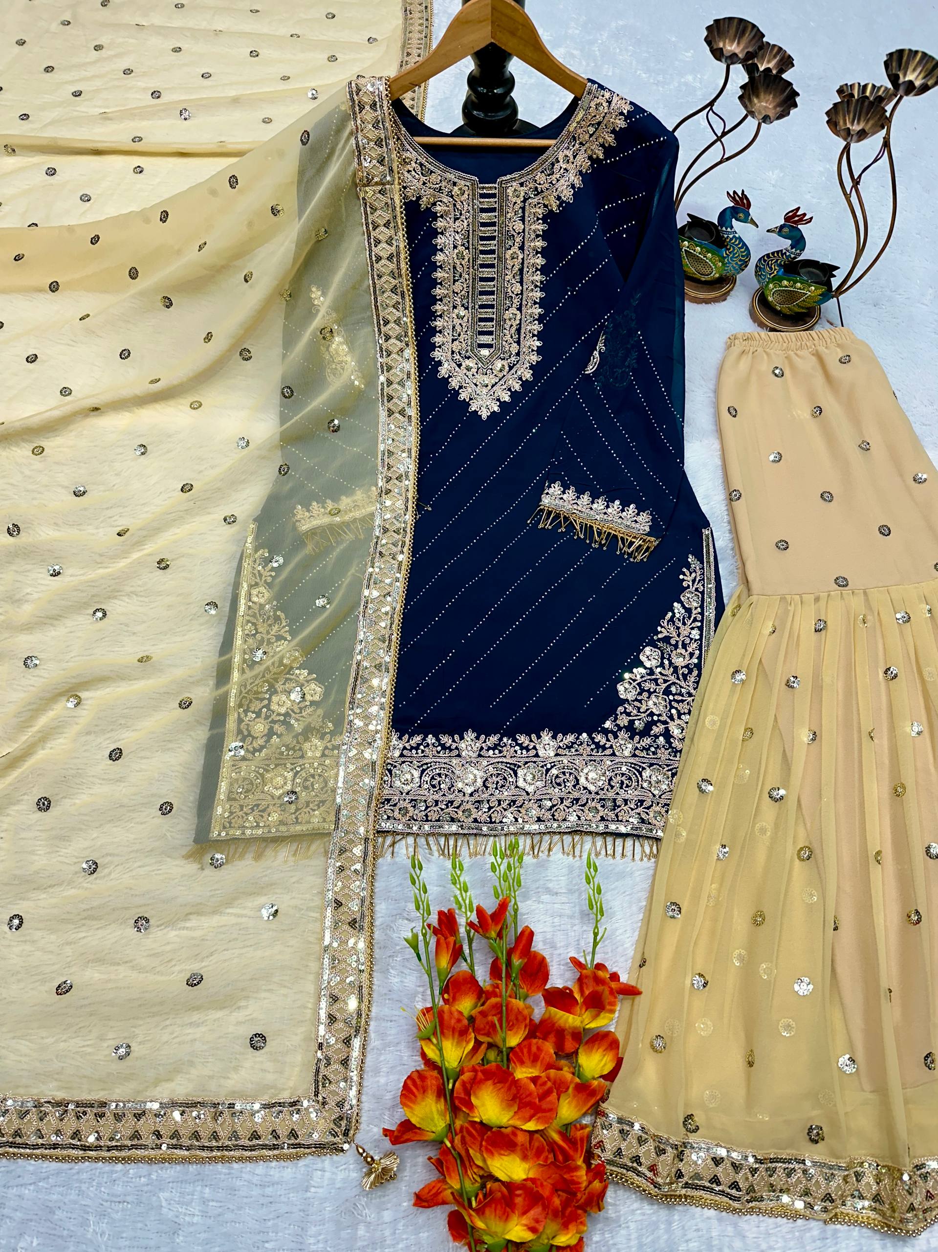 NEW ĐĚSIGNER PARTY WEAR TOP AND PLAZZO. WITH FANCY DUPPATA AND EMBROIDERY WORK