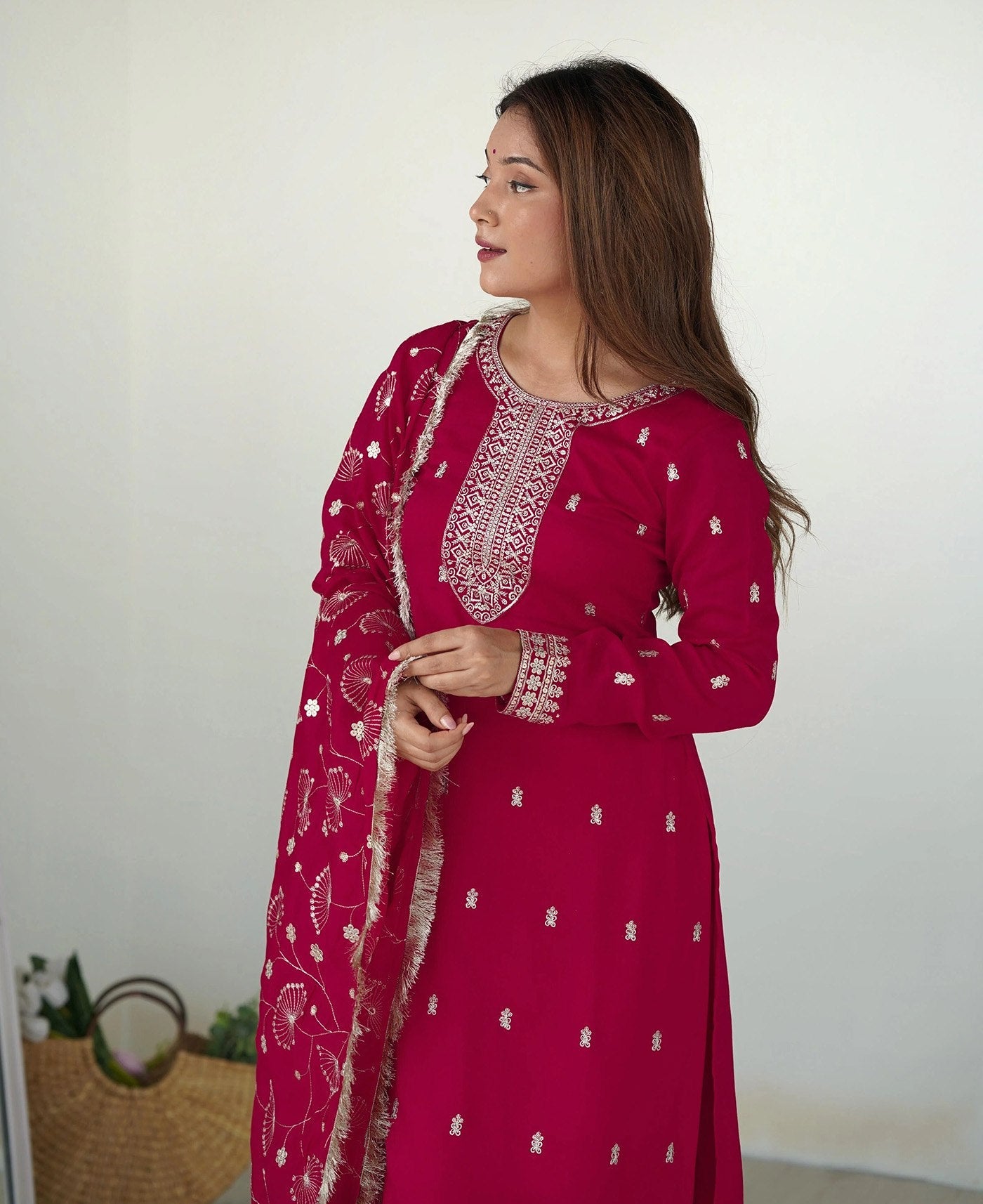 Women Ethnic Motifs Embroidered Thread Work Kurta with Trousers & Dupatta