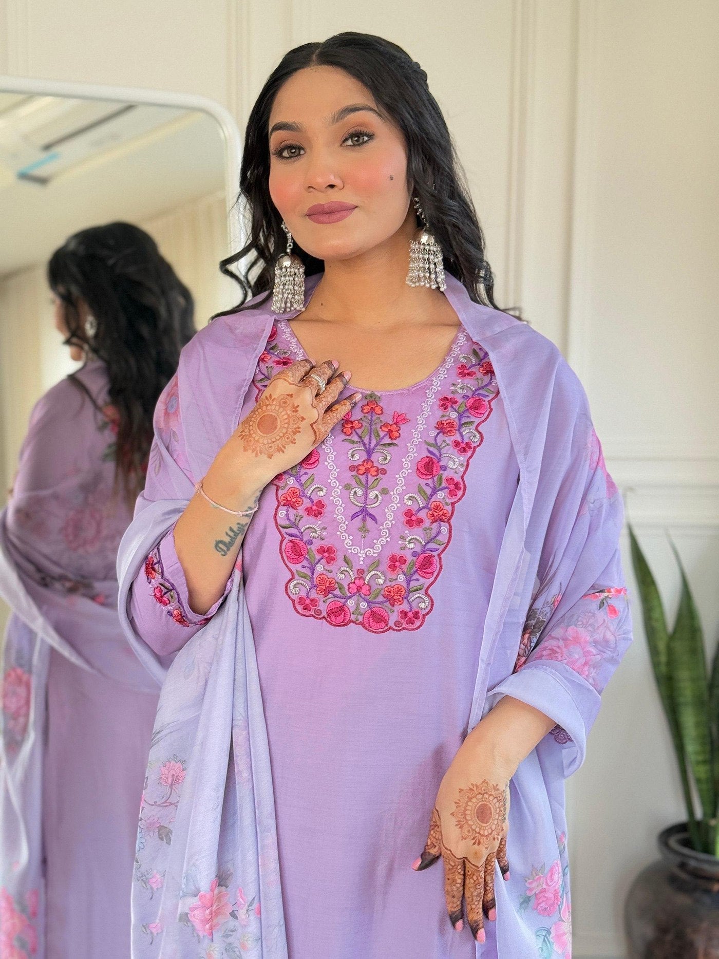 Women Floral Embroidered Regular Kurta with Trousers & With Dupatta