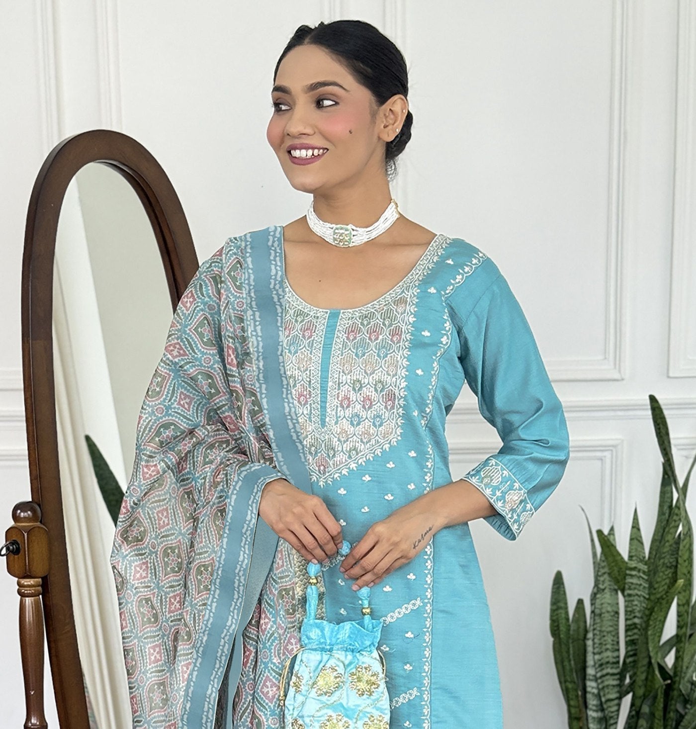 Women Ethnic Motifs Embroidered Kurta with Trouser & Dupatta