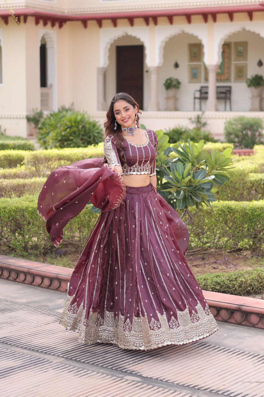 Exclusive Trendy Look Lehenga choli Dupatta Set
