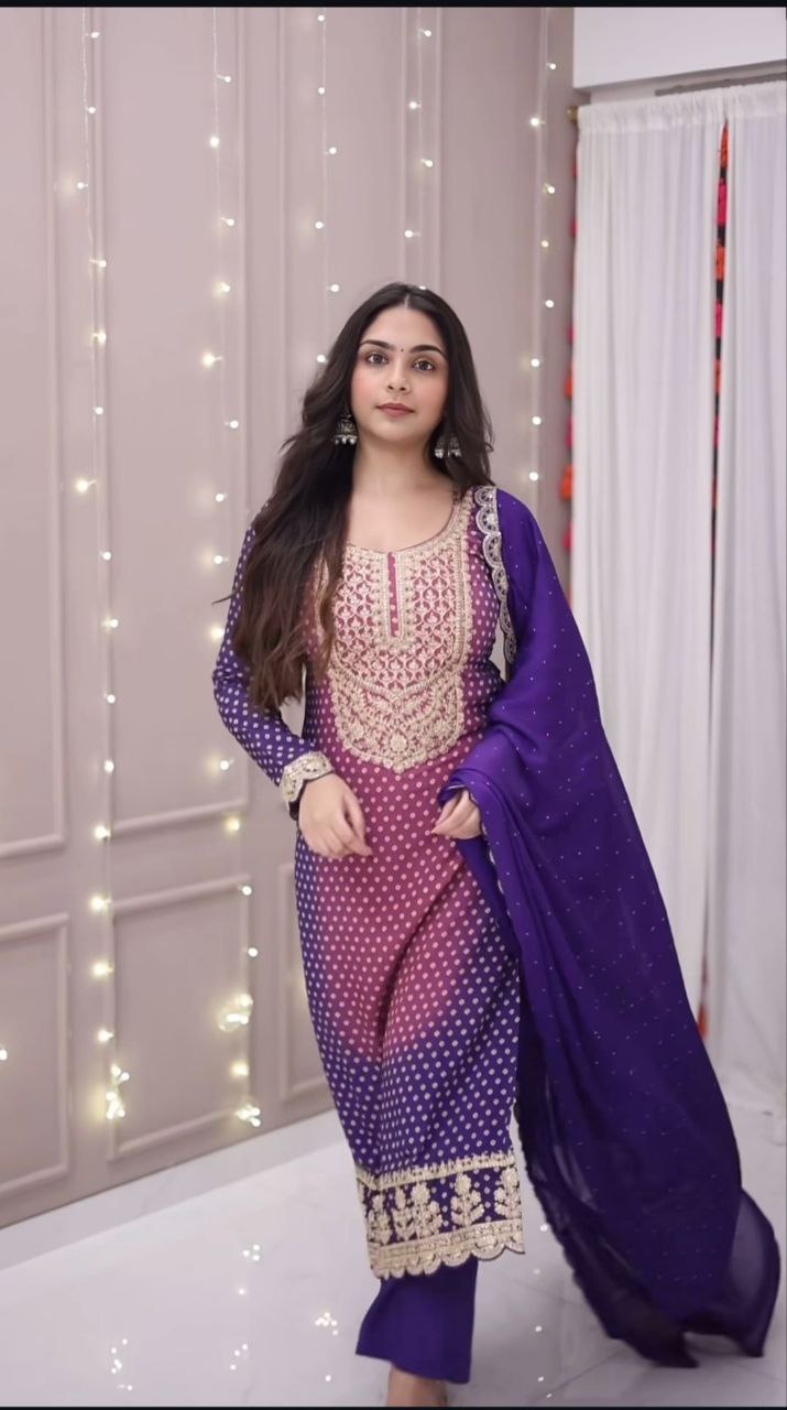 Women Bandhani Printed Regular Kurta with Trousers & With Dupatta