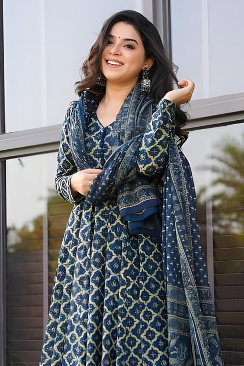 Most elegance Designer Anarkali Suit Set